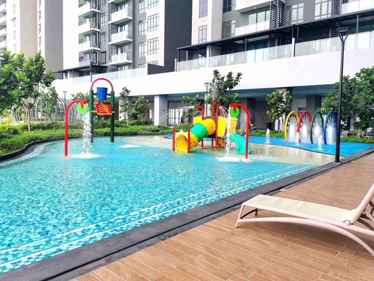 Mj Homestay 99 Batu Caves Kl North 99Residence 3R2B Куала-Лумпур Екстер'єр фото