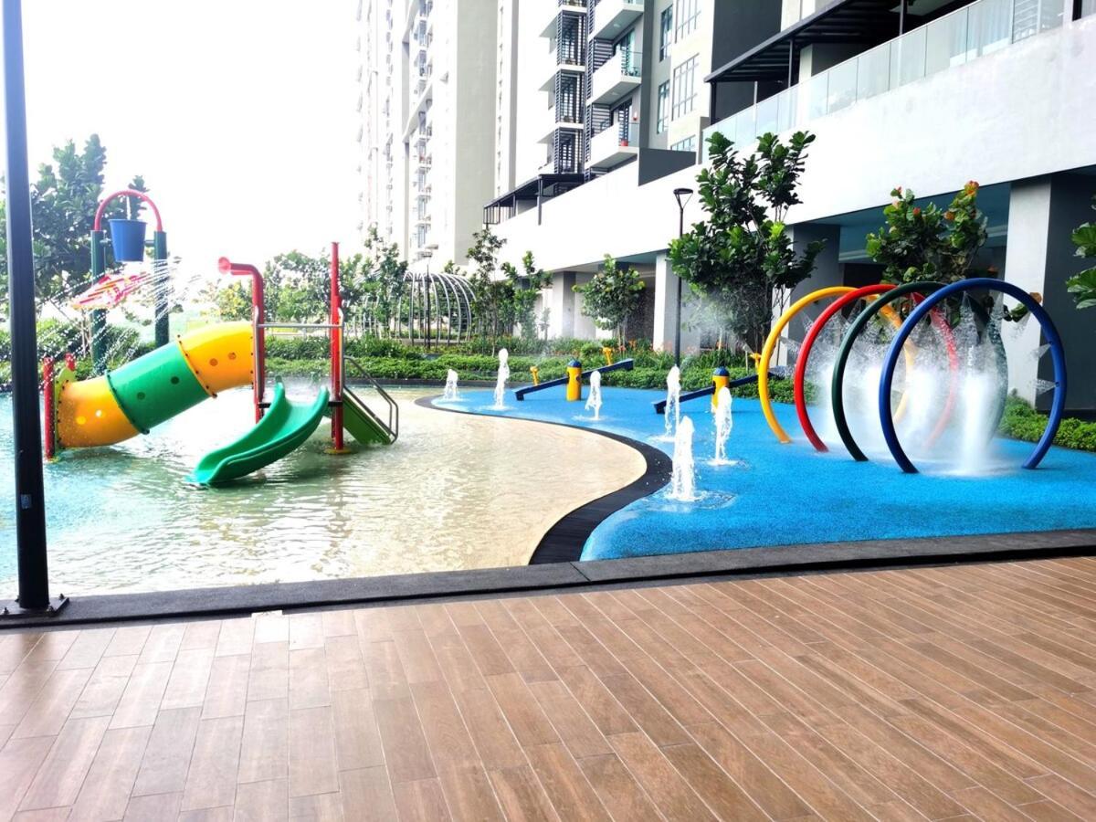 Mj Homestay 99 Batu Caves Kl North 99Residence 3R2B Куала-Лумпур Екстер'єр фото